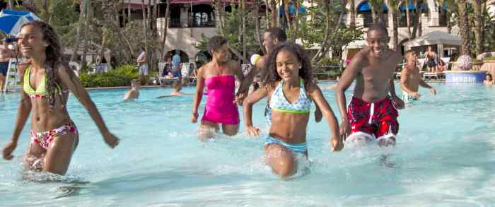 Amusement park hotel hotels parks theme resorts hershey Amusement park hotel hotels parks theme resorts hershey
