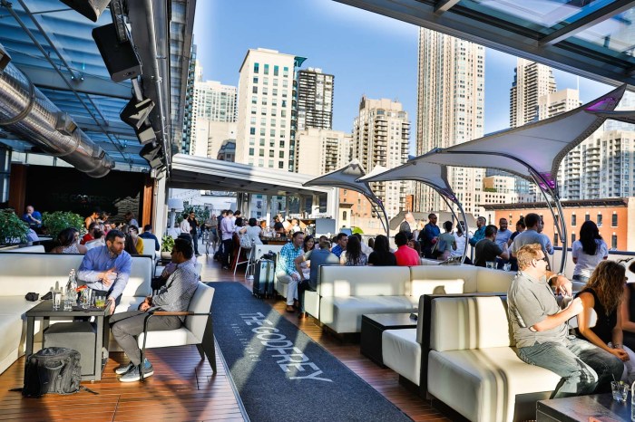 Rooftop hotel bars chicago Rooftop hotel bars chicago